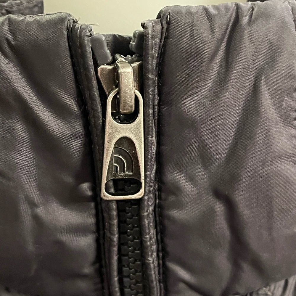 The North Face Transit Quilted Gray Jacket with 550 Goose Down size M - Picture 8 of 10